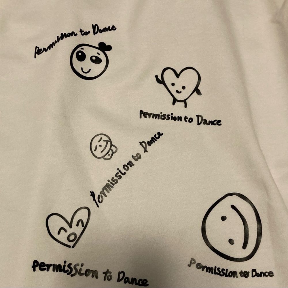 White Graphic Sweatshirt